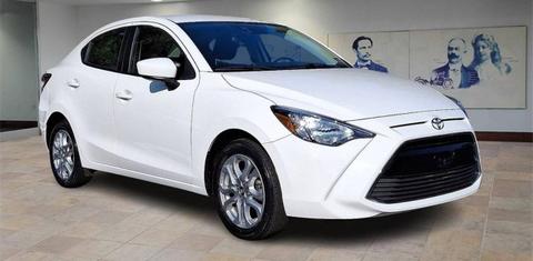 Toyota Yaris iA 2017