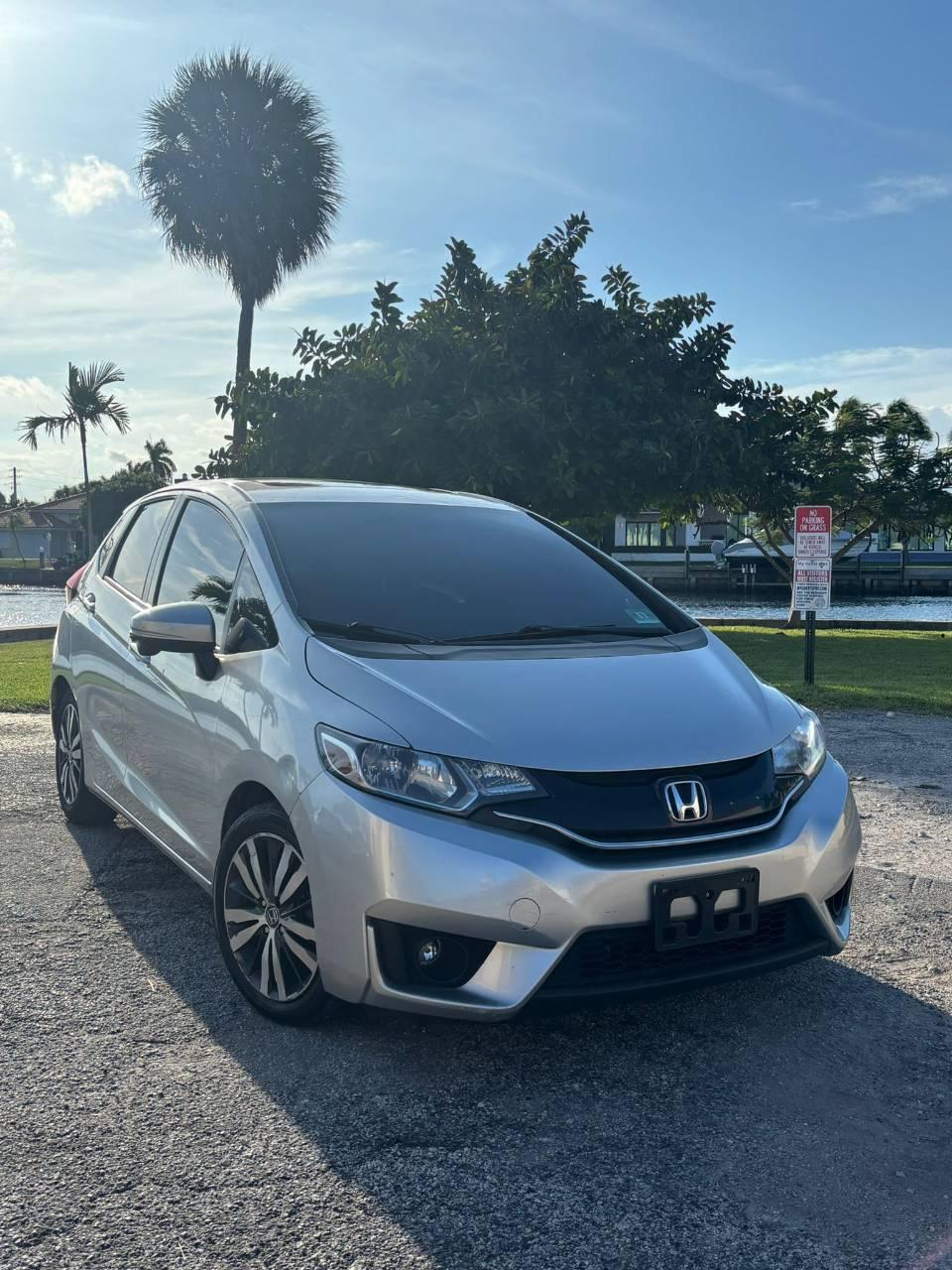 Honda Fit 2015 in 