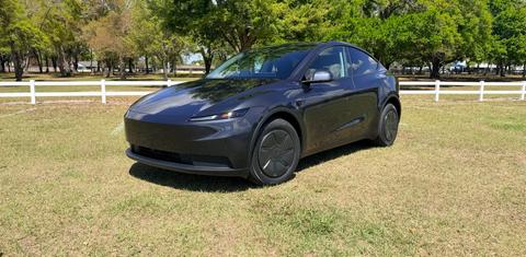 Tesla Model Y 2026