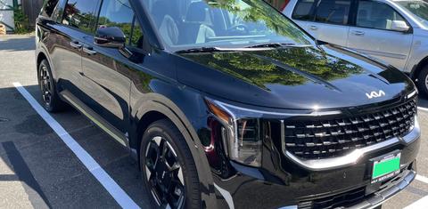 Kia Carnival Hybrid 2026