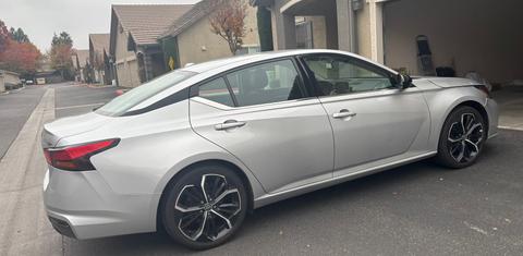 Nissan Altima 2023