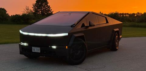 Tesla Cybertruck 2025