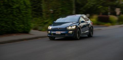 Tesla Model X 2024