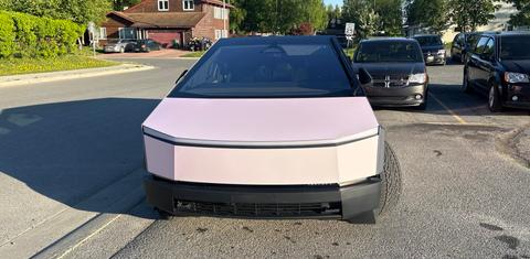 Tesla Cybertruck 2025
