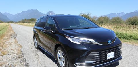 Toyota Sienna 2025