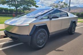 Tesla Cybertruck 2025 in Ewa Beach