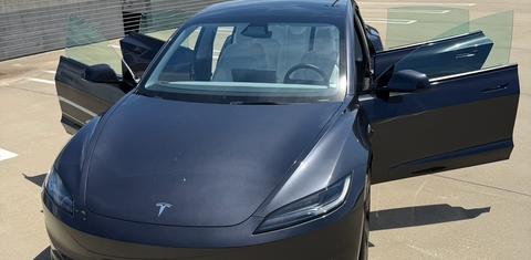 Tesla Model 3 2025