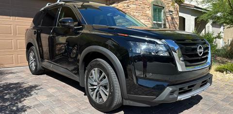 Nissan Pathfinder 2025