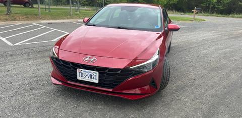 Hyundai Elantra 2022
