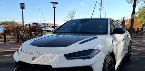 Lamborghini Urus 2023