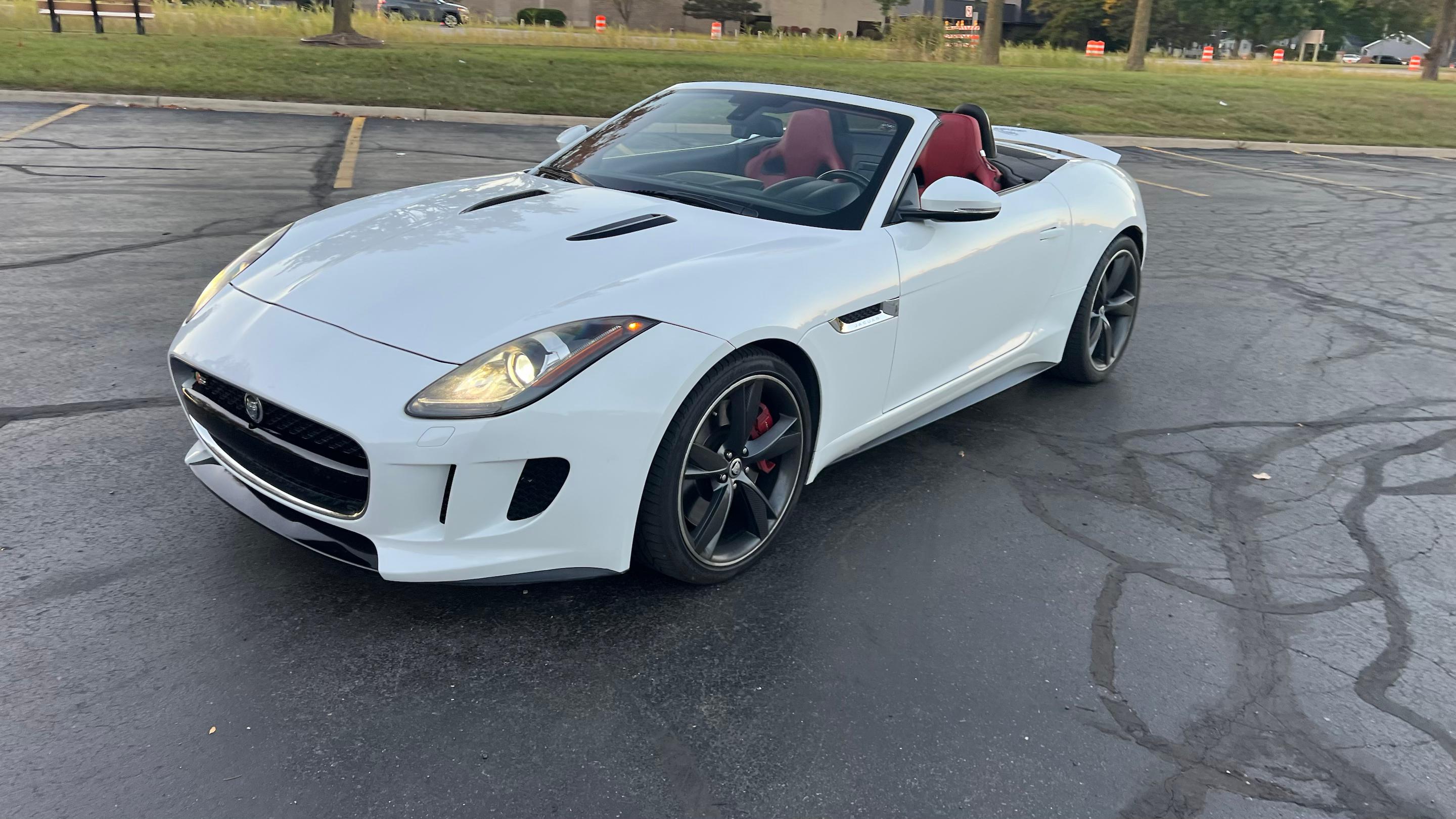 Jaguar F-TYPE 2014 in Harrison Township, MI