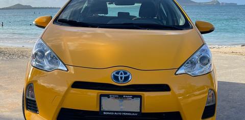 Toyota Prius c 2014
