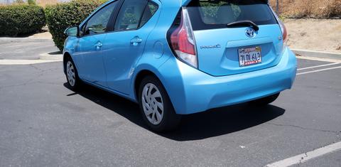 Toyota Prius c 2015