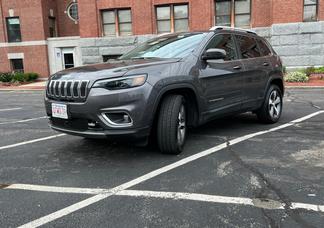 Jeep Cherokee car