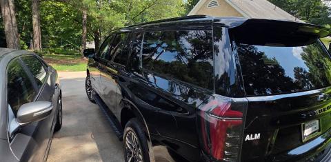 Chevrolet Suburban 2025