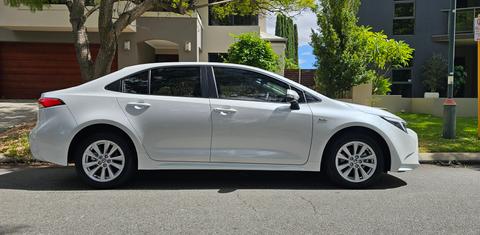 Toyota COROLLA 2026
