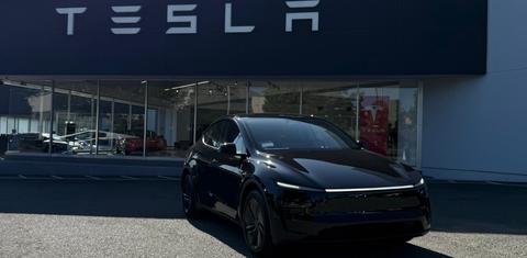 Tesla Model Y 2026