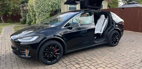 Tesla Model X 2018