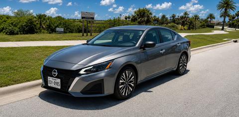 Nissan Altima 2024