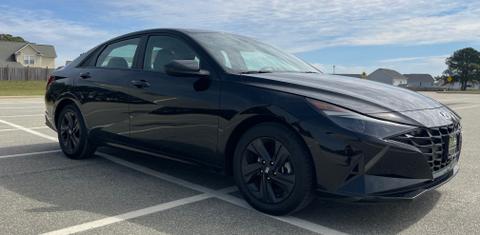 Hyundai Elantra 2023