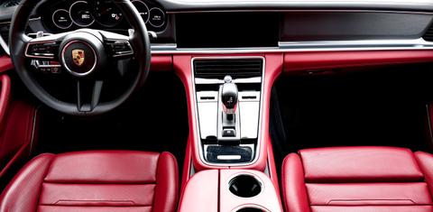 Porsche Panamera 2023
