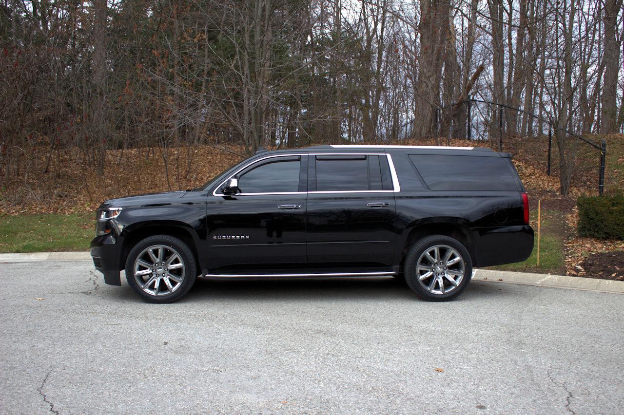 Chevrolet Suburban 2019 in Toronto, ON