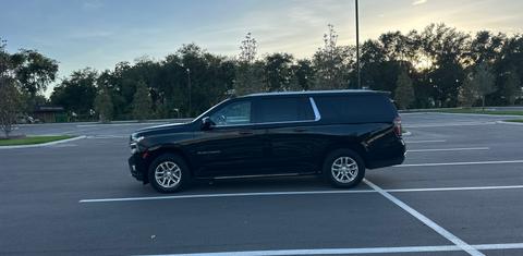 Chevrolet Suburban 2023