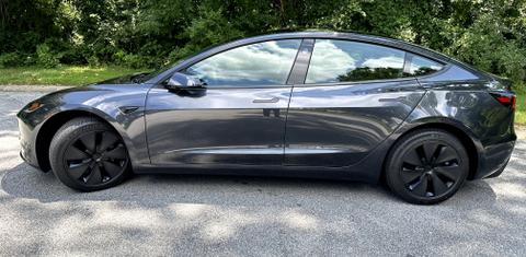 Tesla Model 3 2024