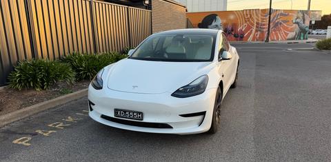 Tesla MODEL 3 2023