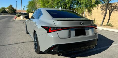 Lexus IS 2024