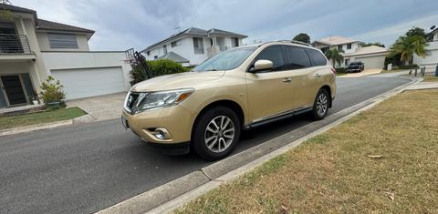 Nissan PATHFINDER 2013