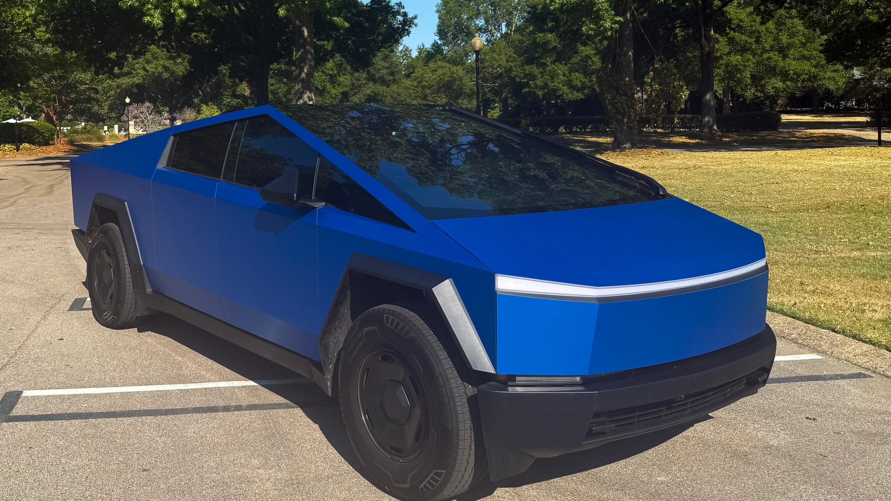 Tesla Cybertruck 2026 in Memphis, TN