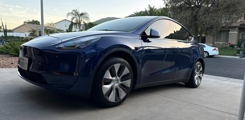 Tesla Model Y 2023