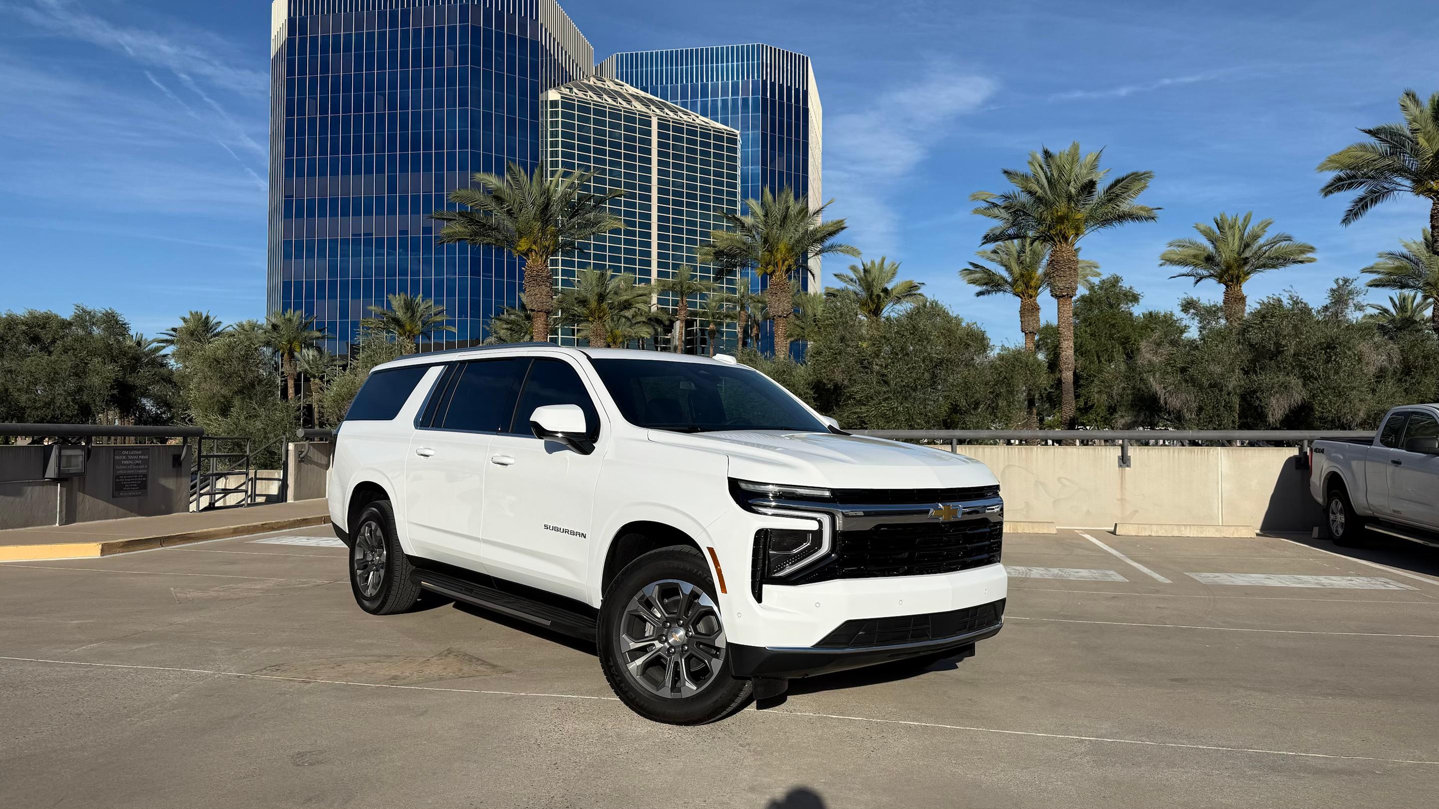 Chevrolet Suburban 2026 in Phoenix, AZ