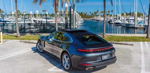 Porsche Panamera 2025