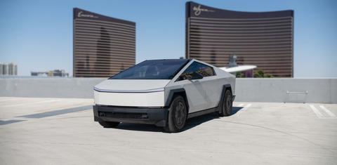 Tesla Cybertruck 2026