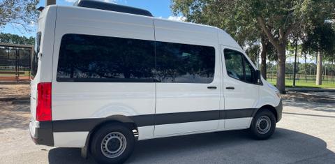 Mercedes-Benz Sprinter 2024
