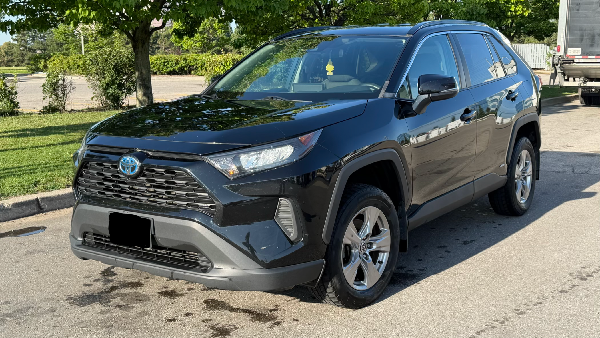 Toyota RAV4 Hybrid 2023 in Mississauga, ON