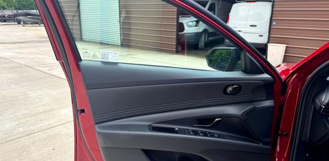 Hyundai Elantra 2025