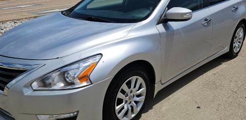 Nissan Altima 2015