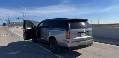 Cadillac Escalade ESV 2025