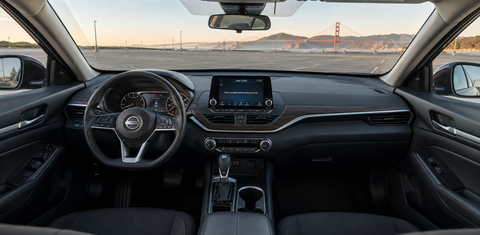 Nissan Altima 2023
