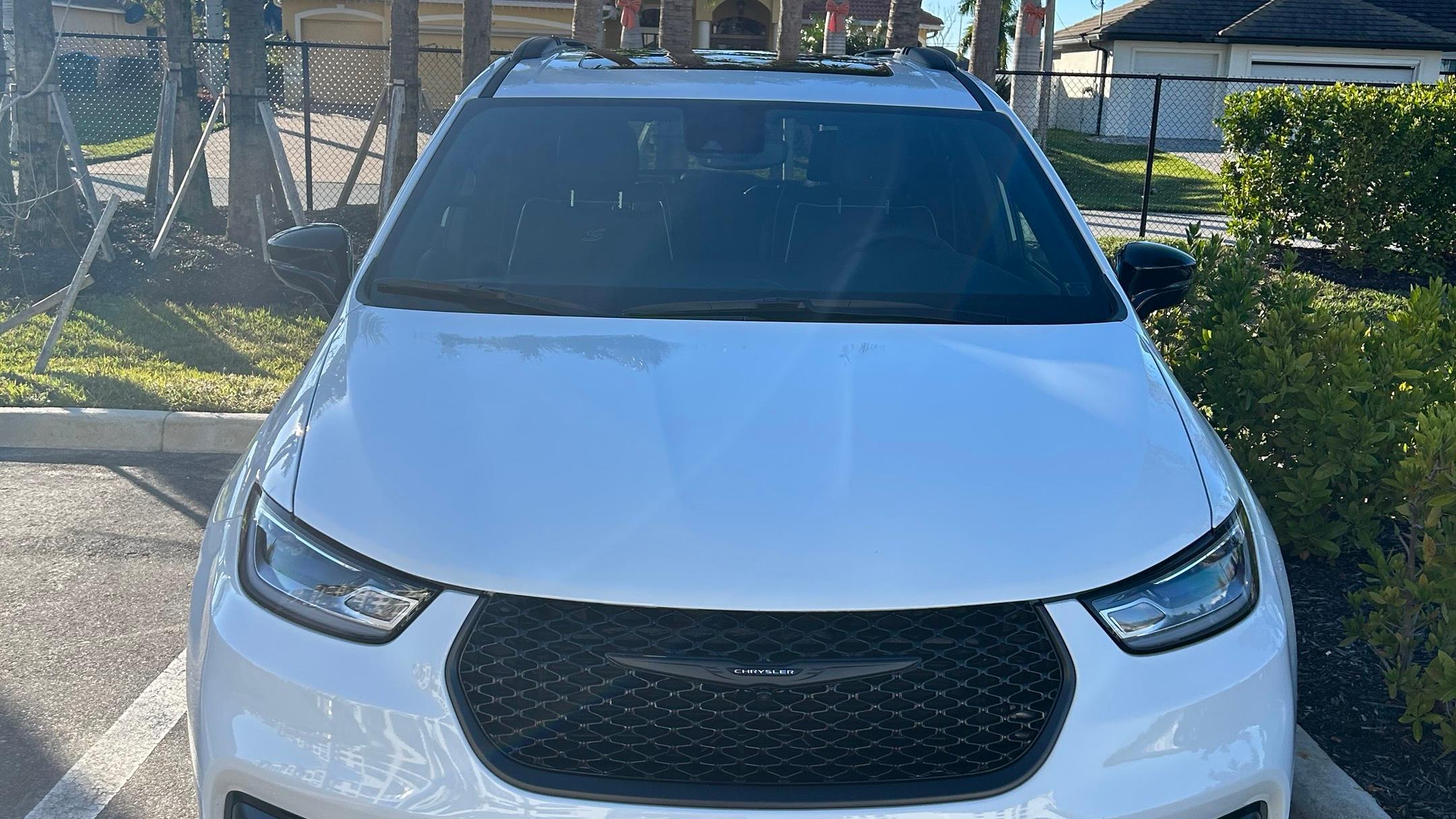 Chrysler Pacifica 2023 in Tampa, FL