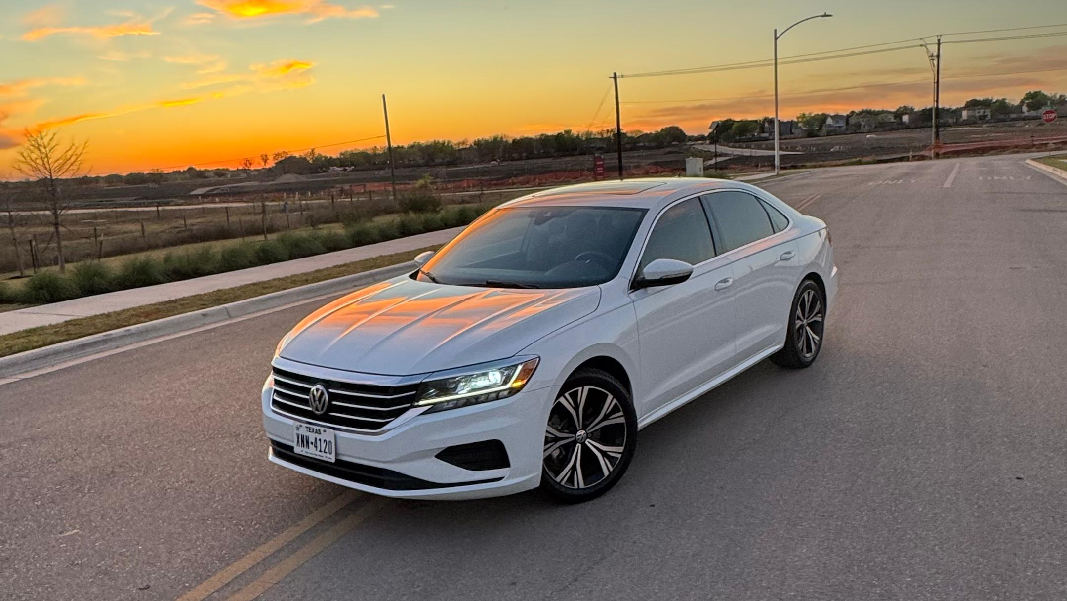 Volkswagen Passat 2021 in Del Valle, TX