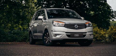 SsangYong Turismo 2015