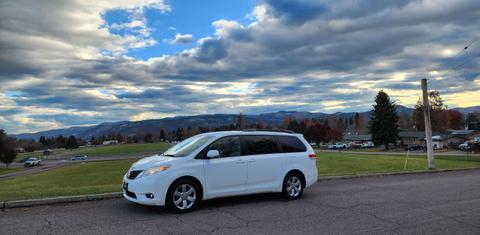 Toyota Sienna 2014