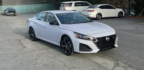 Nissan Altima 2025