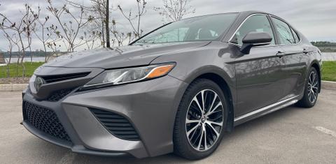 Toyota Camry 2019