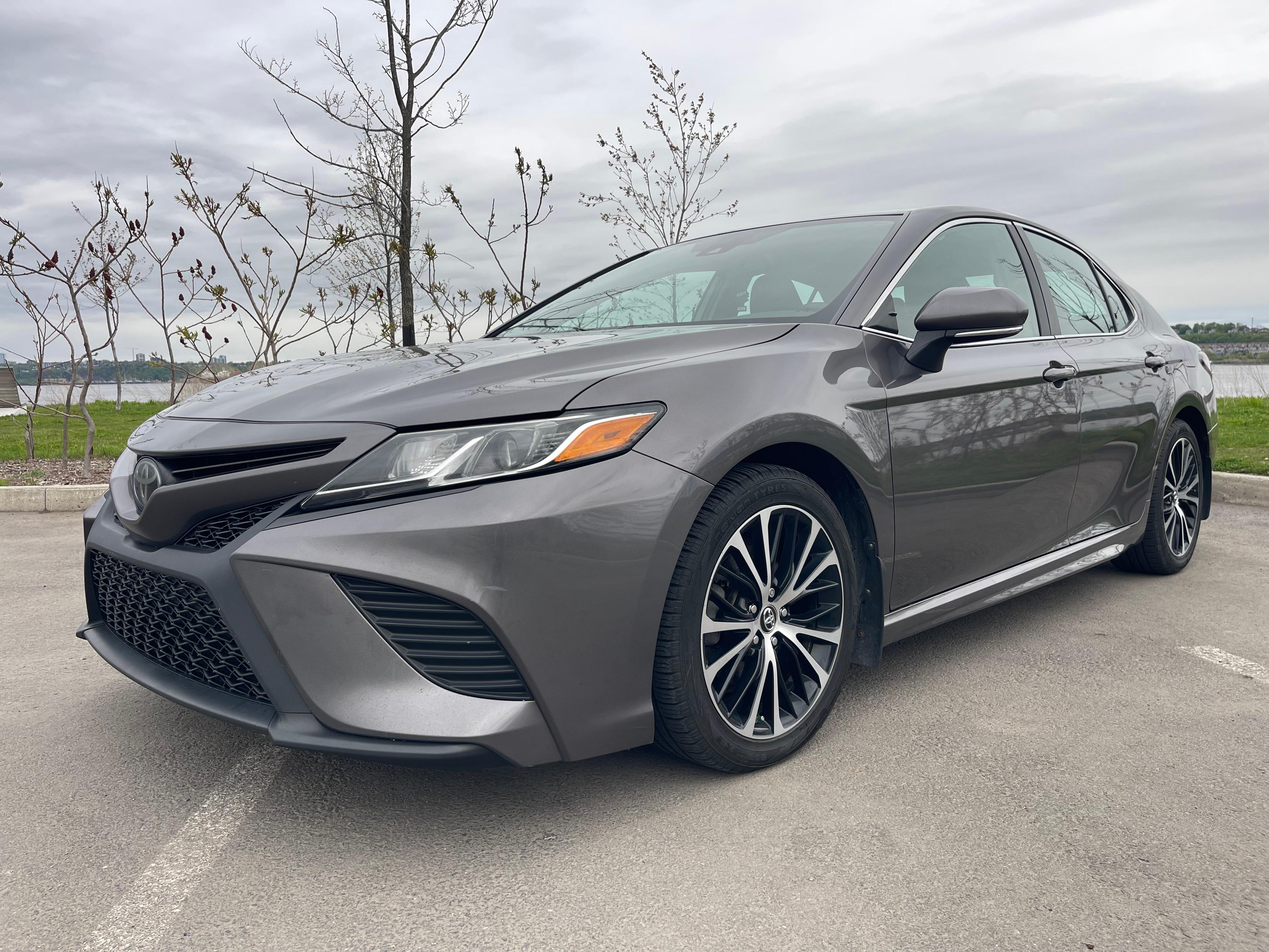 Toyota Camry 2019 à 