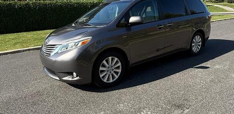 Toyota Sienna 2016